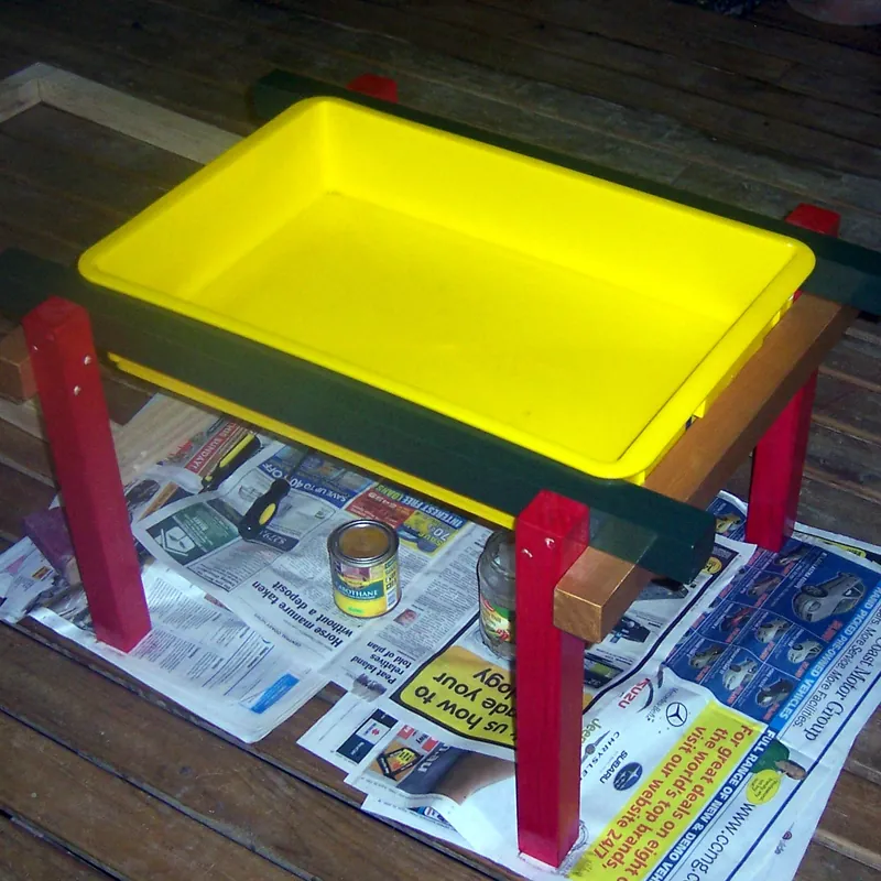 Paing and assemble the table base